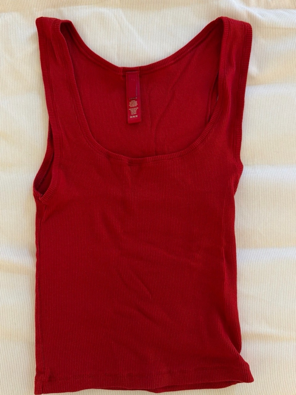 SKIMS Ribbed Scoop Tank Top - Red